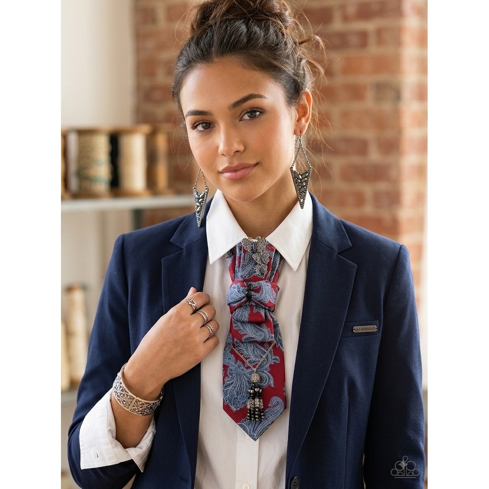 Tom James Silk Paisley Tie Necklace Mythologie Paparazzi Jewelry Set Red Blue